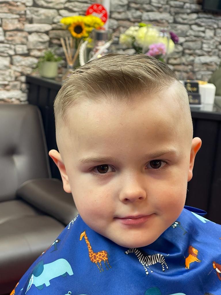 Sana Barber & Hairdresser — photo 6
